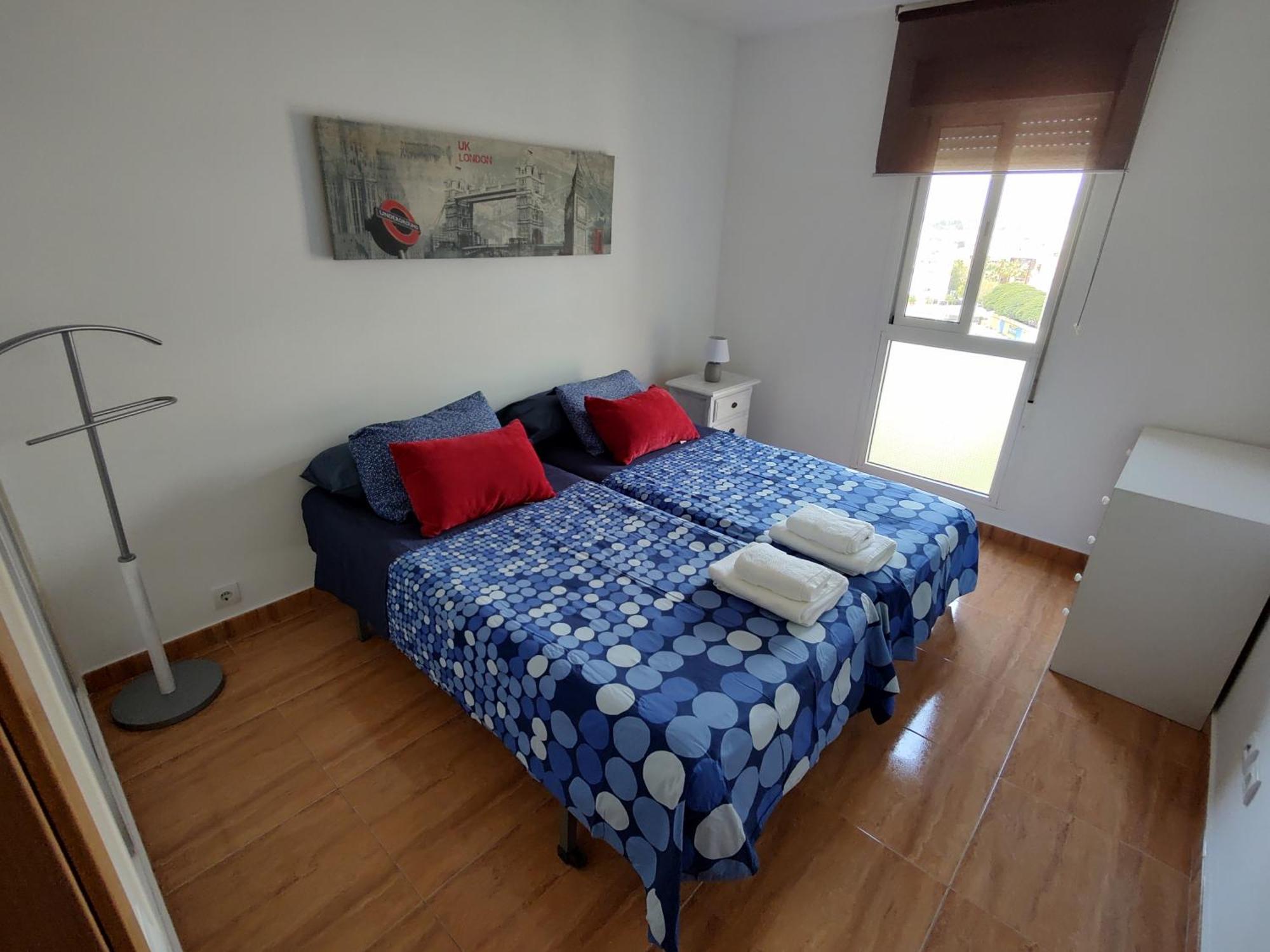 Piscis Beach Apartment เบนัลมาเดนา ภายนอก รูปภาพ